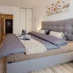 Jegeho With Balcony דירה *