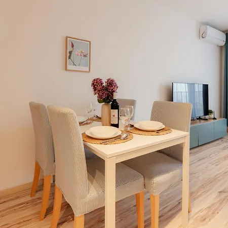 Jegeho With Balcony *