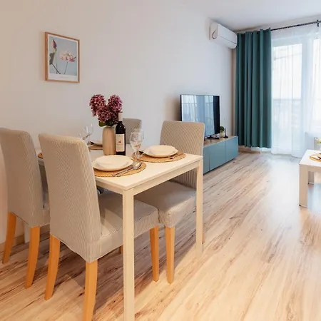 Jegeho With Balcony 公寓