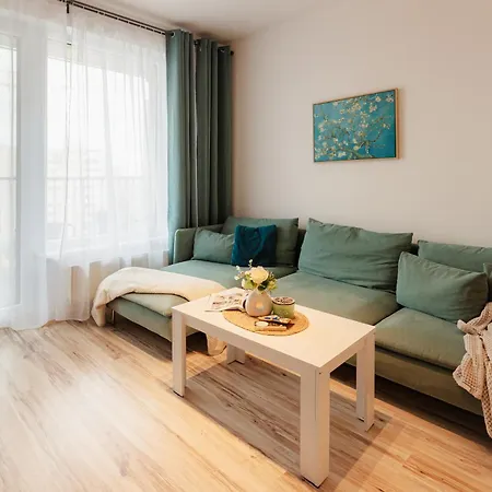 Jegeho With Balcony ברטיסלאבה